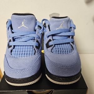 Jordan 4 Carolina blue size 5c